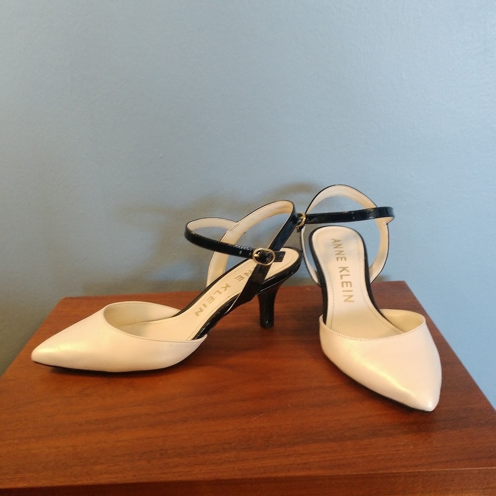 Ann Klein Sling Backs with 3" heel sz 7